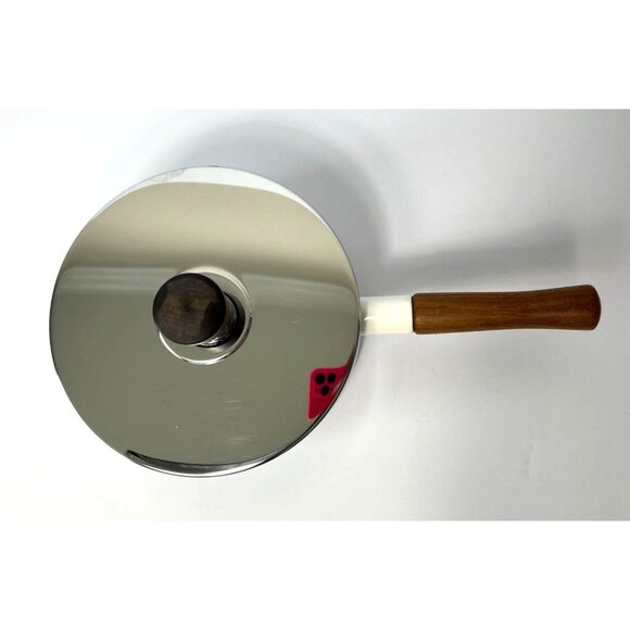 Dansk Købenstyle White Enameled Carbon Steel Saucepan With Lid Wooden Handle 2Qt - Picture 6 of 11